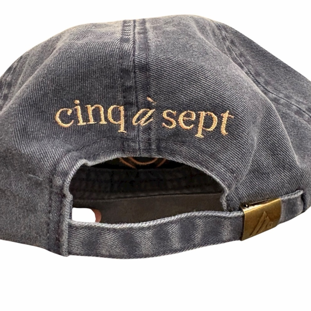 cinq à sept Smiley Heart Hat OS Adjustable | New - Picture 4 of 10